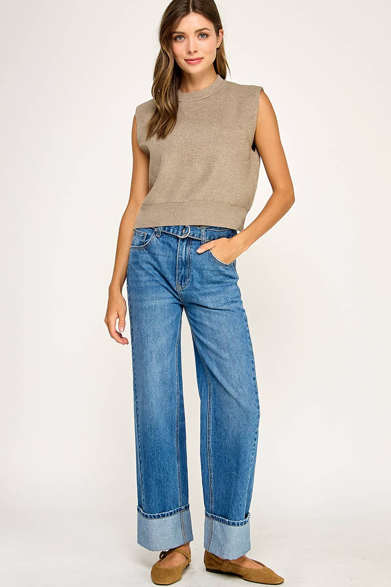 RIBBED SLEEVELESS KNIT TOP