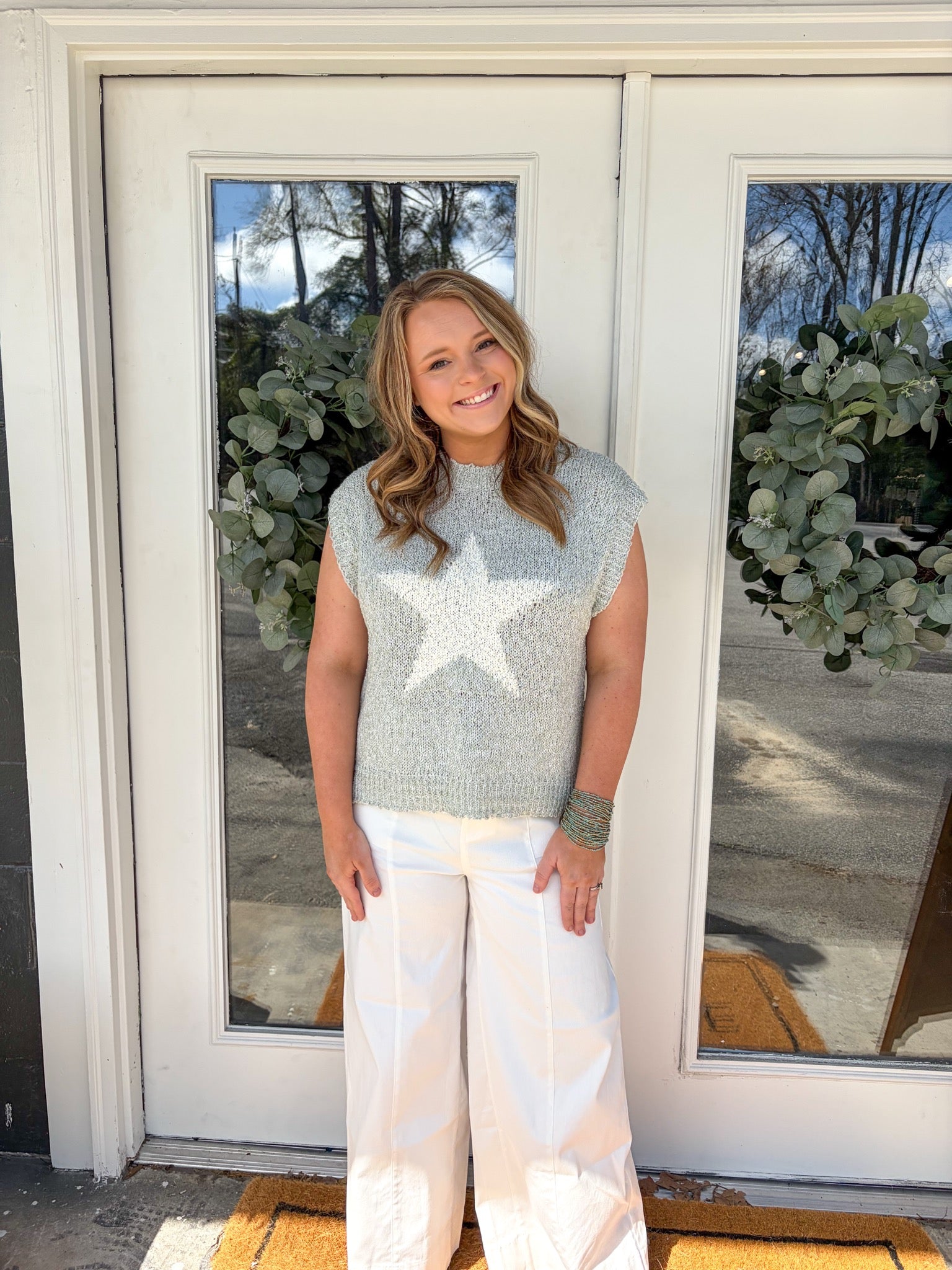Popcorn Rib Sweater w/ Star