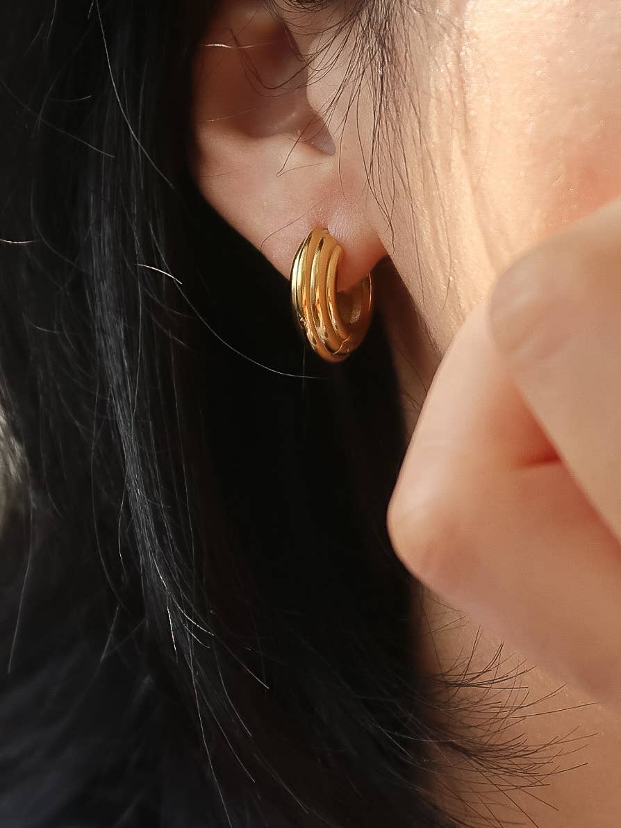 18K Gold Non-Tarnish Hoop Earrings