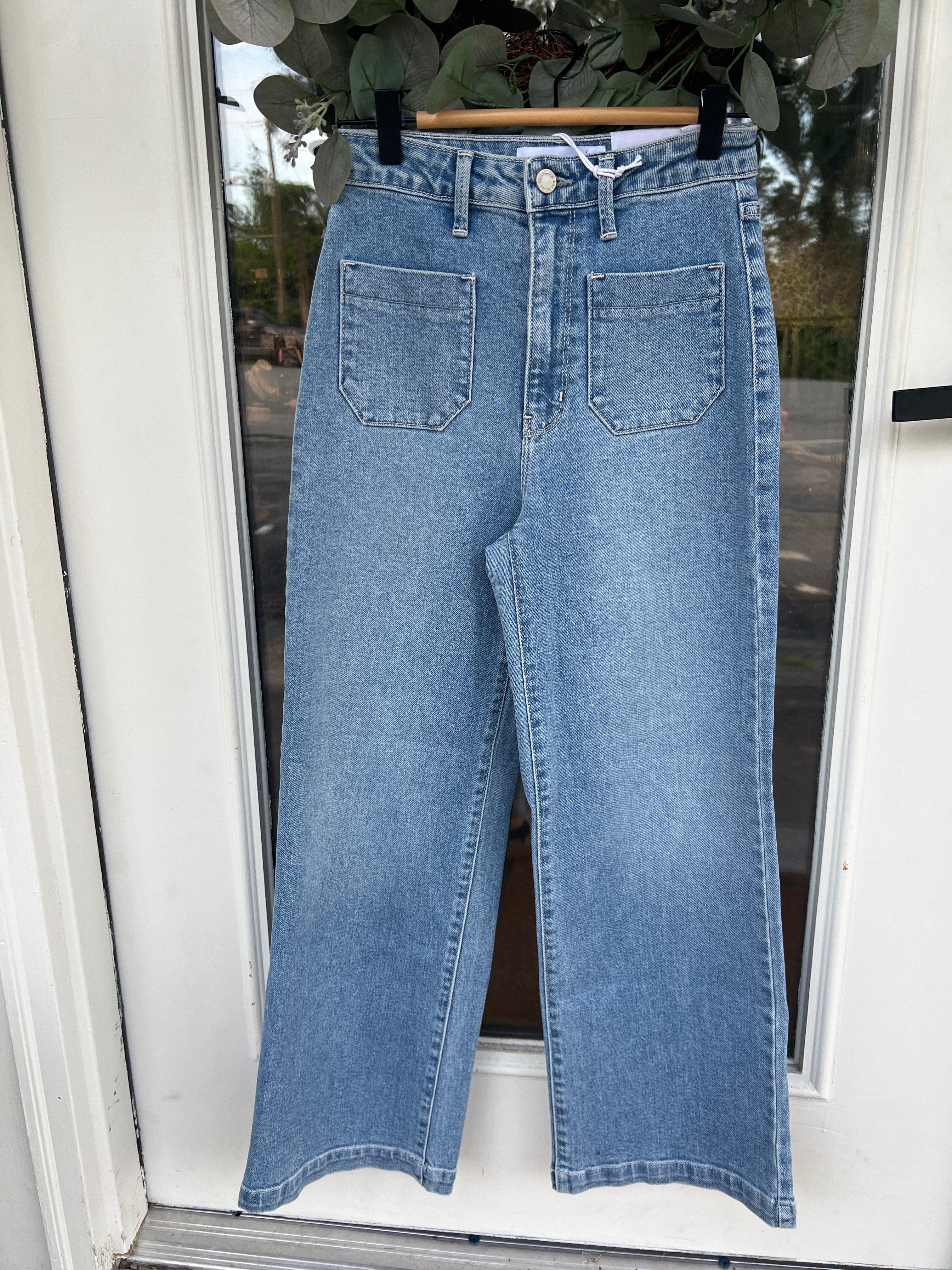 Patch Pocket Wide Leg