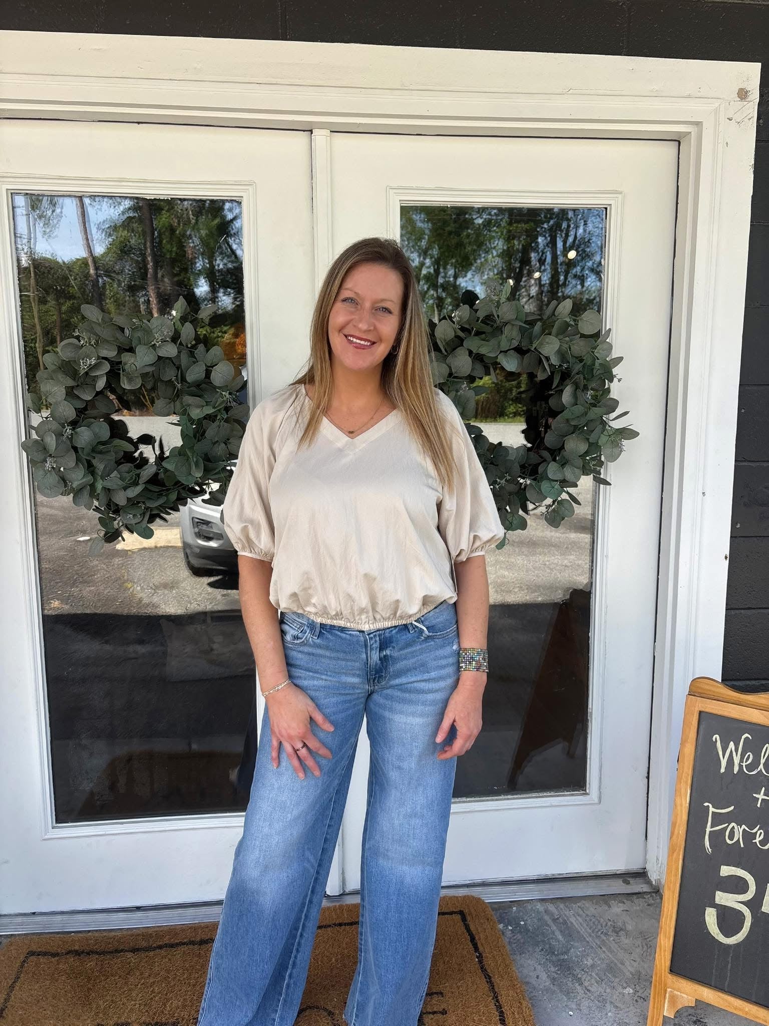 Elastic Puff Sleeve V-neck Blouse