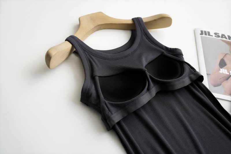 Essential Basic Rib Soft tank top w built in bra