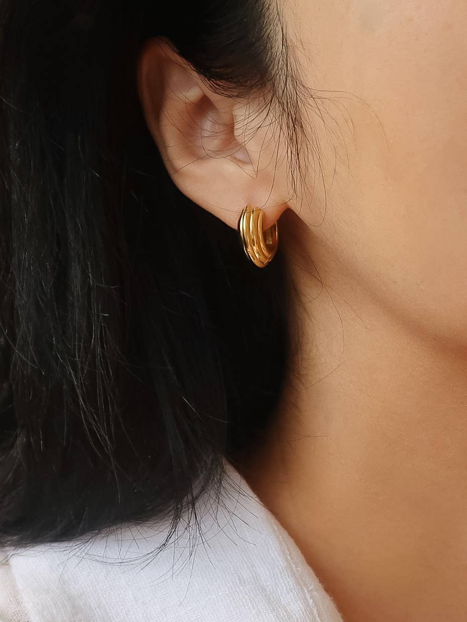 18K Gold Non-Tarnish Hoop Earrings